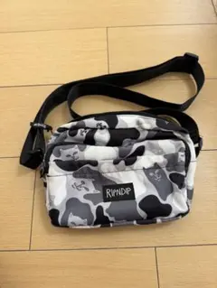 RIPNDIP カモフラージュ ショルダーバッグ