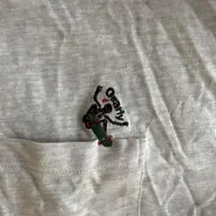 グレー ポケット付き Tシャツ