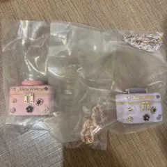 ジルスチュアート ガチャガチャ ミニブローチバニティキーホルダー2