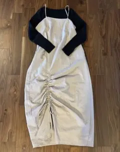 美品　キャミワンピース　ジャガード素材　アイボリーベージュ