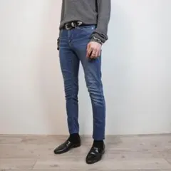 LEVI'S スキニーパンツ ジーンズ スリムシルエット インディゴ/GW214