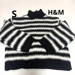 【H&M】黒と白のストライプ タートルネックニット