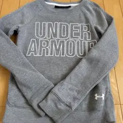 UNDER ARMOUR グレー トレーナー YMD/JM/M