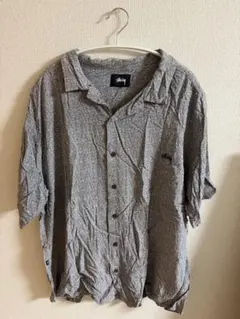 Stussy グレー柄入り半袖シャツ