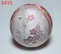 取置中】3473 手毬 梅 刺繍 花柄 ピンク・赤・シルバー 木目込みまり