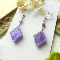 のんたん様＊アメジスト×MOP×クリスタルカービングとハックマナイトのピアス