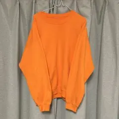 オレンジ クルーネック トレーナーのサムネイル