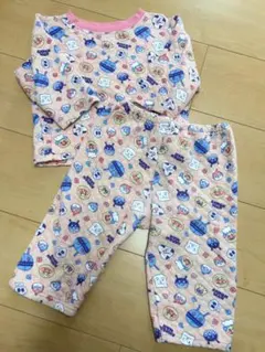 アンパンマン柄ベビーパジャマ サイズ90