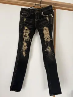 Item thumbnail for item 51476daa-afb4-4eee-8c24-2f84e611f12e