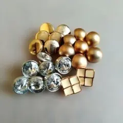 ボタン　小さめ（ゴールド、クリスタル）