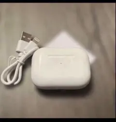 か*す様 大人気 新品 ワイヤレスイヤホン ホワイト ケース付き