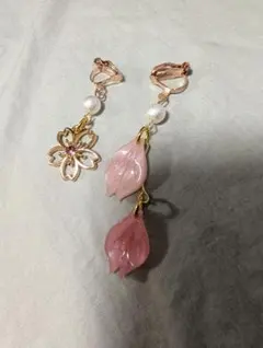 桜のアシンメトリーイヤリング