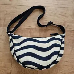 ☆UNIQLO×Marimekko☆ネイビー波ラウンドミニショルダーバッグ美品☆