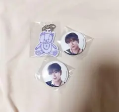 カプセルトイ 第二弾 INI 許豊凡 缶バッジ キーホルダー