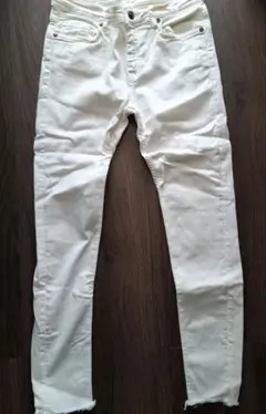 ZARA WOMAN スキニーデニム ホワイト カットオフのサムネイル