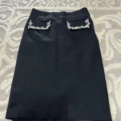 EmiriaWizポケットビジュー付き黒タイトスカートのサムネイル