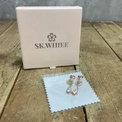 3F 【極美品】SK.WHIEE クリップ式イヤリング 箱・クロス付き