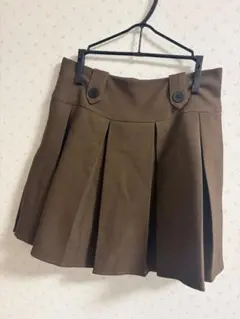 ブラウン プリーツスカート