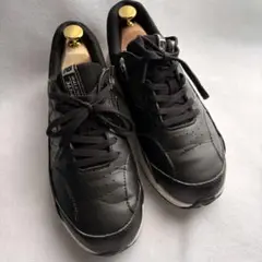 newbalance ジッパー スニーカーのサムネイル