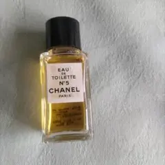 CHANEL Eau de Toilette No.5 箱付き