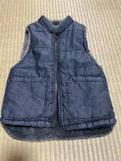 DILASH キッズ　リバーシブル　ベスト　110