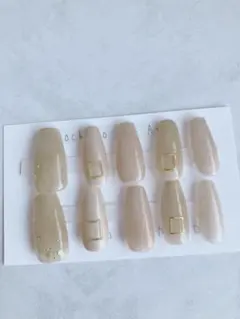 #0113ハンドメイド　ネイルチップ　ミディアムバレリーナ