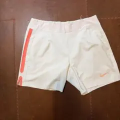 Nike テニスハーフパンツ ホワイト/オレンジ