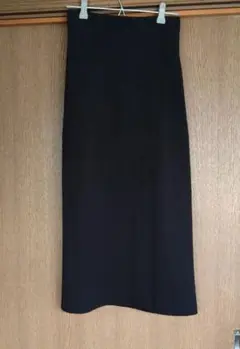 UNIQLO ナロースカート ブラック ストレッチダブルフェイススリットのサムネイル