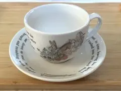 未使用　Wedgwood ピーターラビット カップソーサーセット　ウェッジウッド