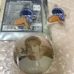 TXT ご当地 アクリルバッチ 名古屋 フムニャリン