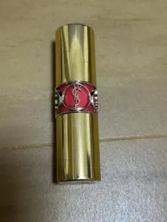 Yves Saint Laurent ルージュ ヴォリュプテ シャイン 赤