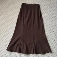 ブラウンタイトスカート