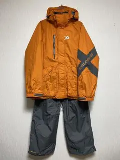 セットアップ ウェア