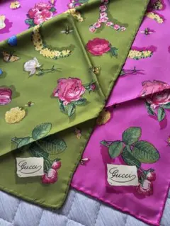 GUCCI スカーフ 花柄 蝶々 ホワイト系 GUCCI スカーフ 花柄 蝶々 ホワイト系 - メルカリ