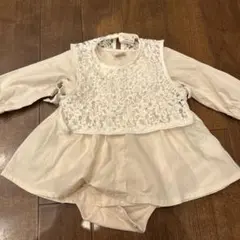 petit main レース付きロンパース 80
