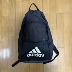 adidas 黒 リュック