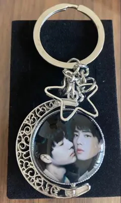 Mサイズ　Q 肖戦 王一博 博君一肖 絵師丸子　レジン肉球キーホルダー Mサイズ Q 肖戦 王一博 博君一肖 絵師丸子 レジン肉球キーホルダー