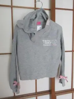 Item thumbnail for item f75b3b56-a74b-4103-8c71-7f55ab8bf2d0