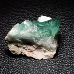フローライト 蛍石 クラスター 1 原石 結晶 鉱物標本 パワーストーン 天然石