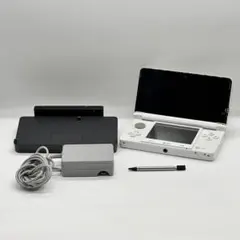 ニンテンドー3DS本体ホワイト 充電器セット