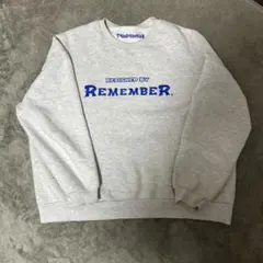 グレー クルーネックトレーナー Remember