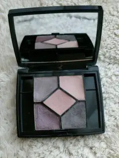 Dior アイシャドウ　743