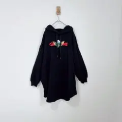 グラニフ グレムリン　ロングパーカー LadyF 黒　ビックシルエットのサムネイル