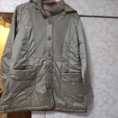 noa geグレー 系 フード付きジャケット