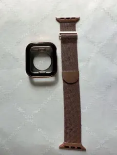 Apple Watch SE用ピンクゴールドメッシュバンドとケース