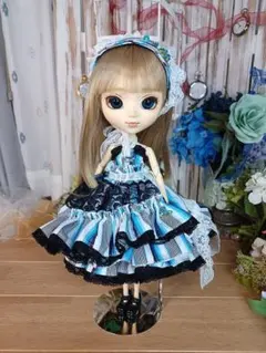 プーリップ＆ブライスのお洋服『SUTORAIPU』4点セット