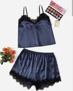 値下げ！レース付きサテン　キャミソールセット