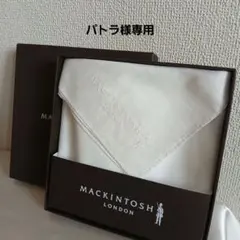 MACKINTOSH LONDON　 刺繍ロゴ 　白ハンカチのサムネイル