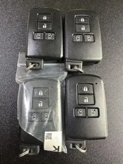 初期化済トヨタ純正 スマートキー基盤番号61E366-0020新品電池付き①
