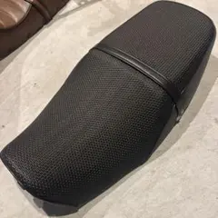 ZRX400シート Amazon | ZRX400 タックロール シート (Z2 純正